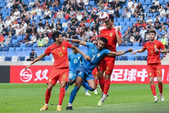 官方登录入口渝州雄鹿队惊险晋级粤西雄鹿队，羽毛球超级杯上演关键失误成转折！轮换效果显现的简单介绍